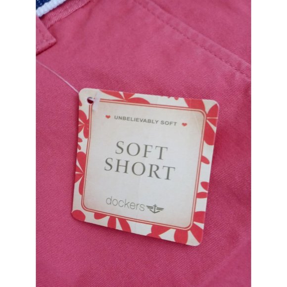 NWT Dockers Truly Slimming Soft Short Women's Salmon Pink Shorts With Belt 14 - Picture 6 of 9